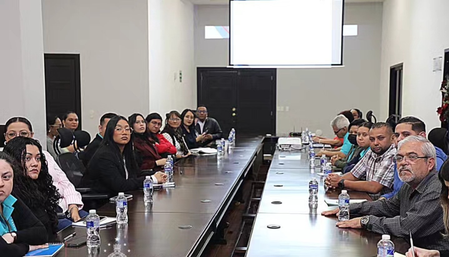 Unidad de Transparencia cierra su agenda anual con jornada de capacitación sobre administración pública y corrupción